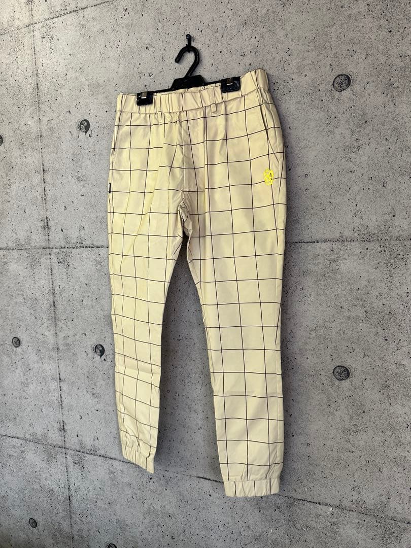 【新品未使用】サイズ4 メンズ パンツ ラッセルノ 1526