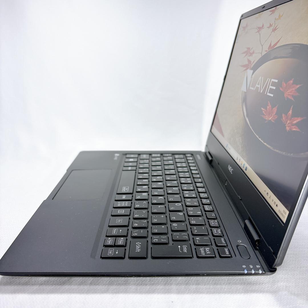 【超軽量894g】NEC Lavie 12.5型 日本製モバイルノートPC