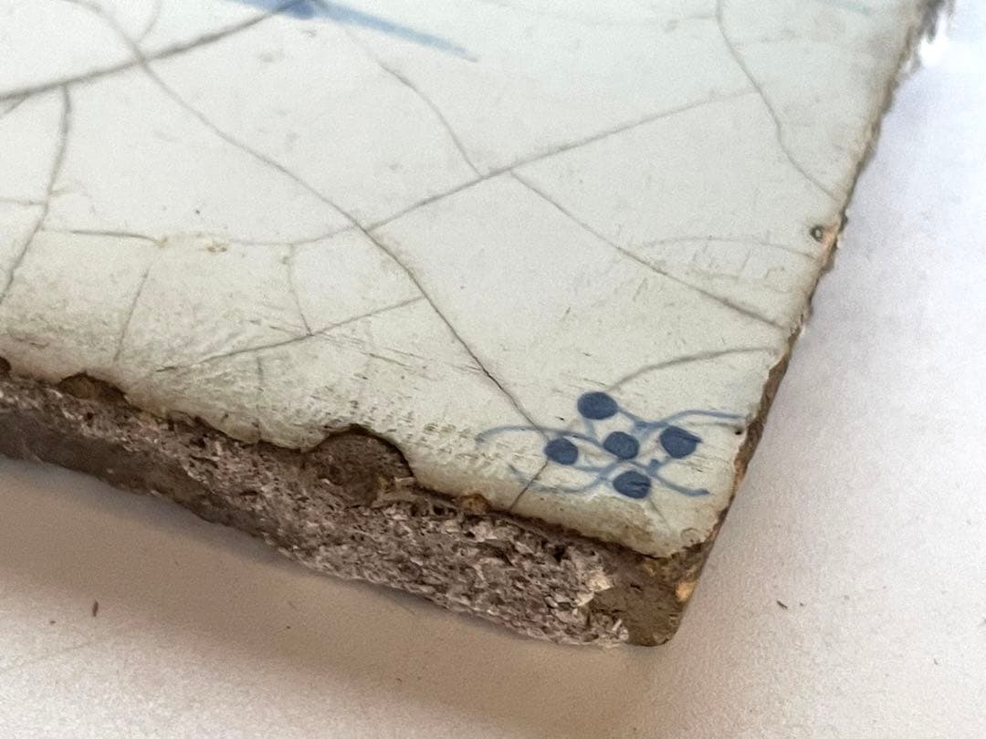 骨董　アンティーク　デルフトタイル　染付　人物文　港　船　17世紀　オランダ