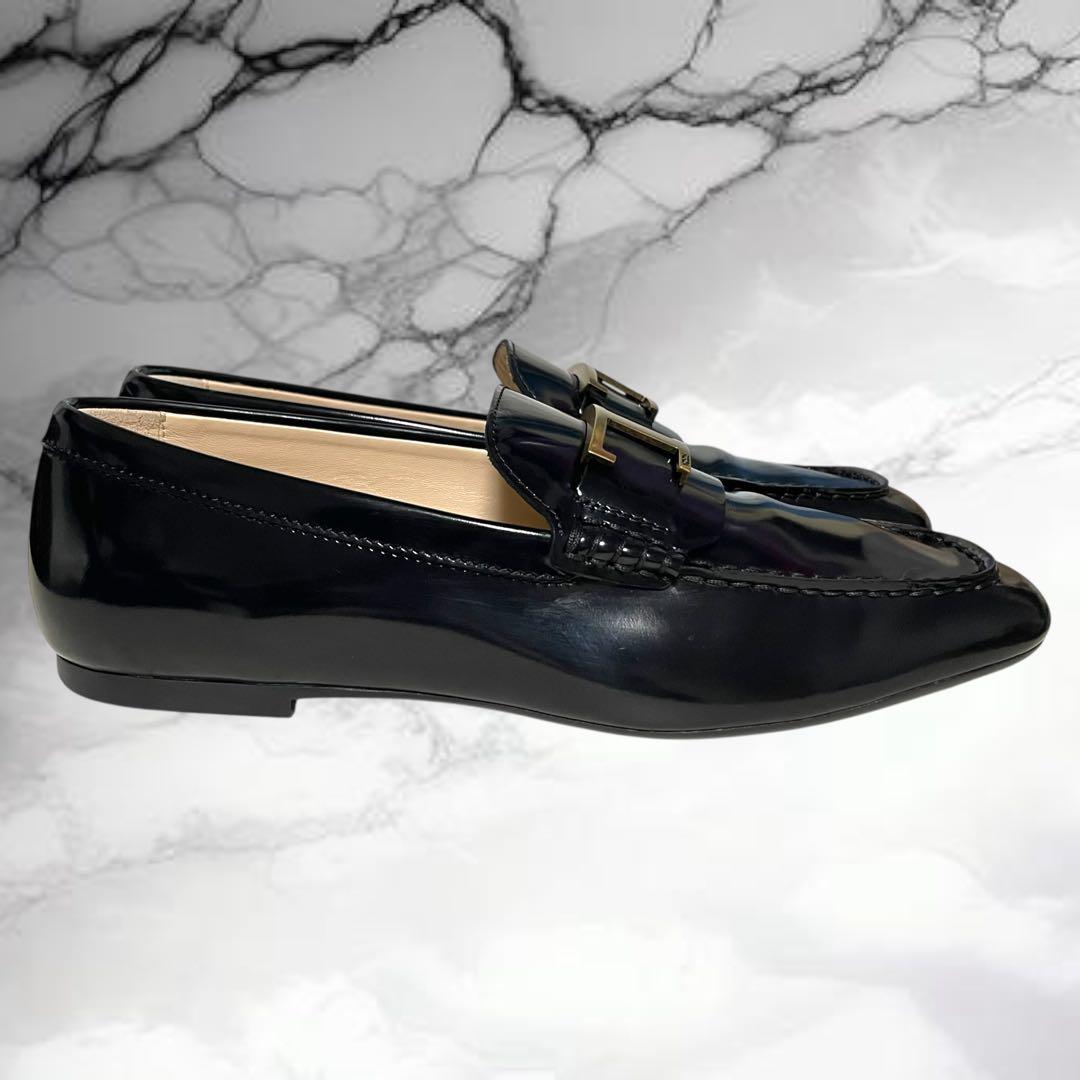 【トッズ】美品Tタイムレス レザー ローファー ゴールド金具 フラットシューズ