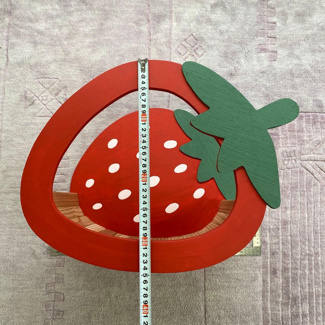 いちごのベッド