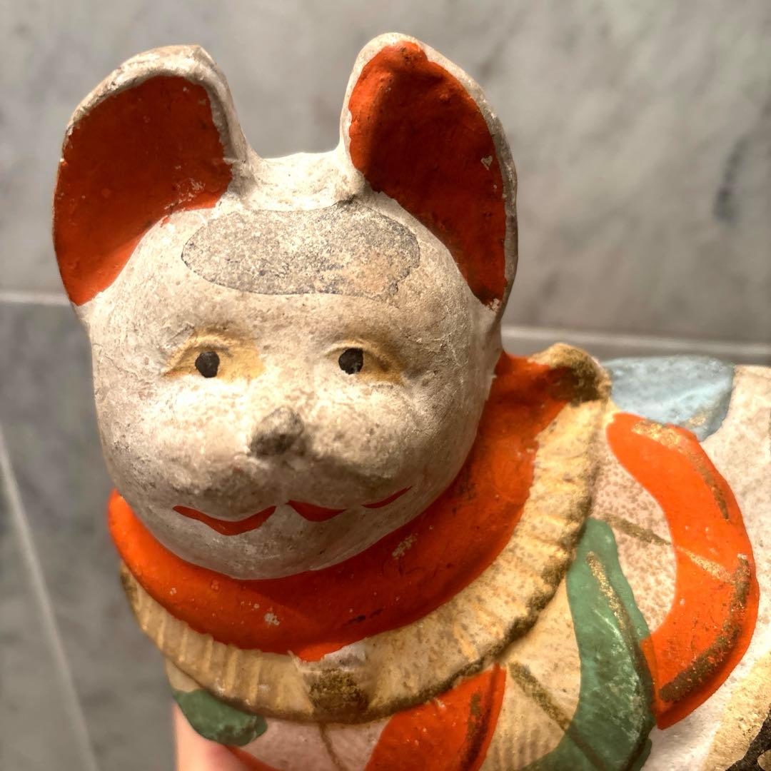 アンティーク　京都伏見人形　郷土玩具 手描きの瞳や前掛け前掛けが美しく芸術的な猫