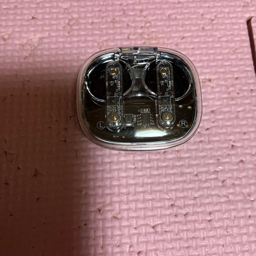 iPhone 16e ホワイト　128 SIMフリー　ホワイトのお箱