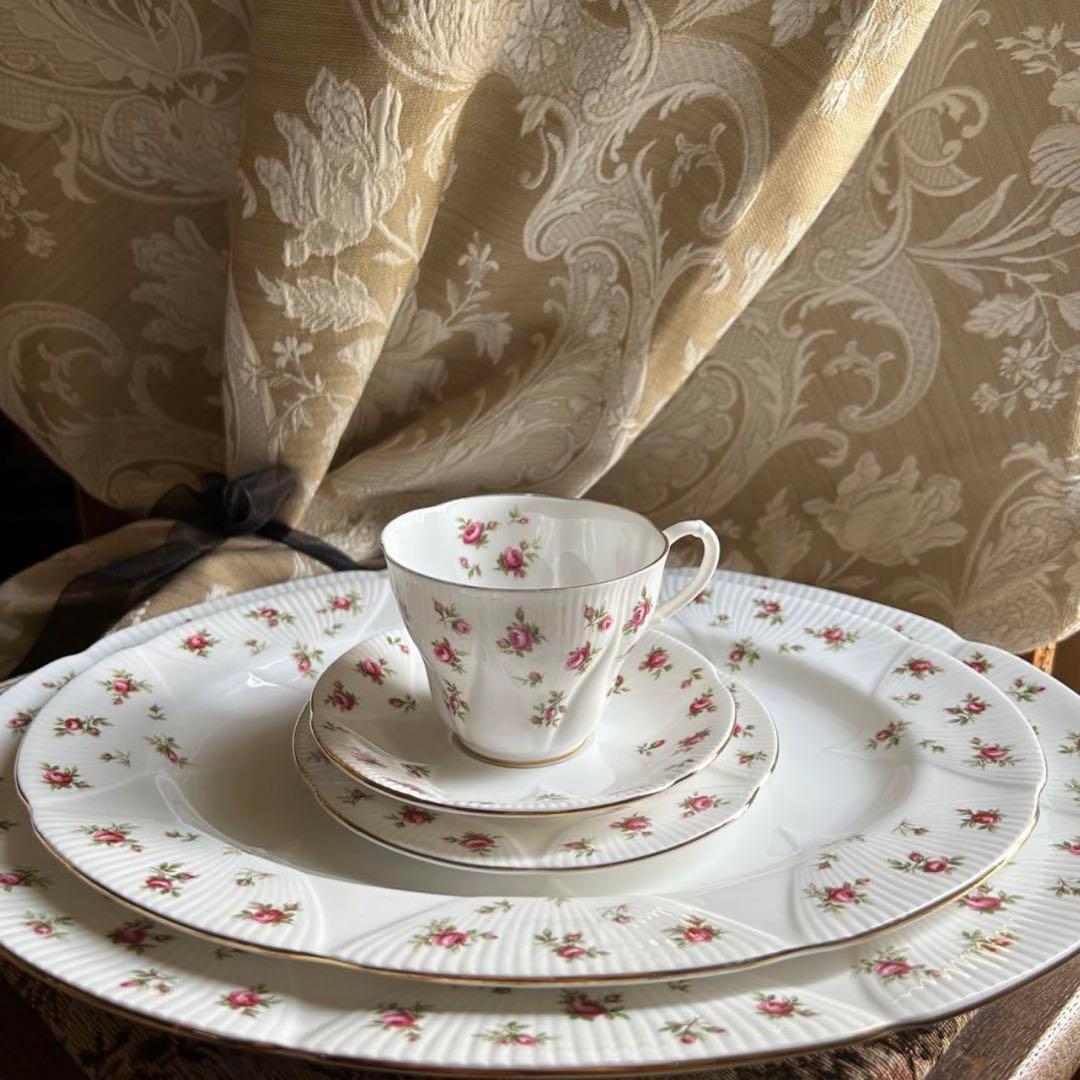 英国製　ROYL  【Rosalie】オーバルプラター