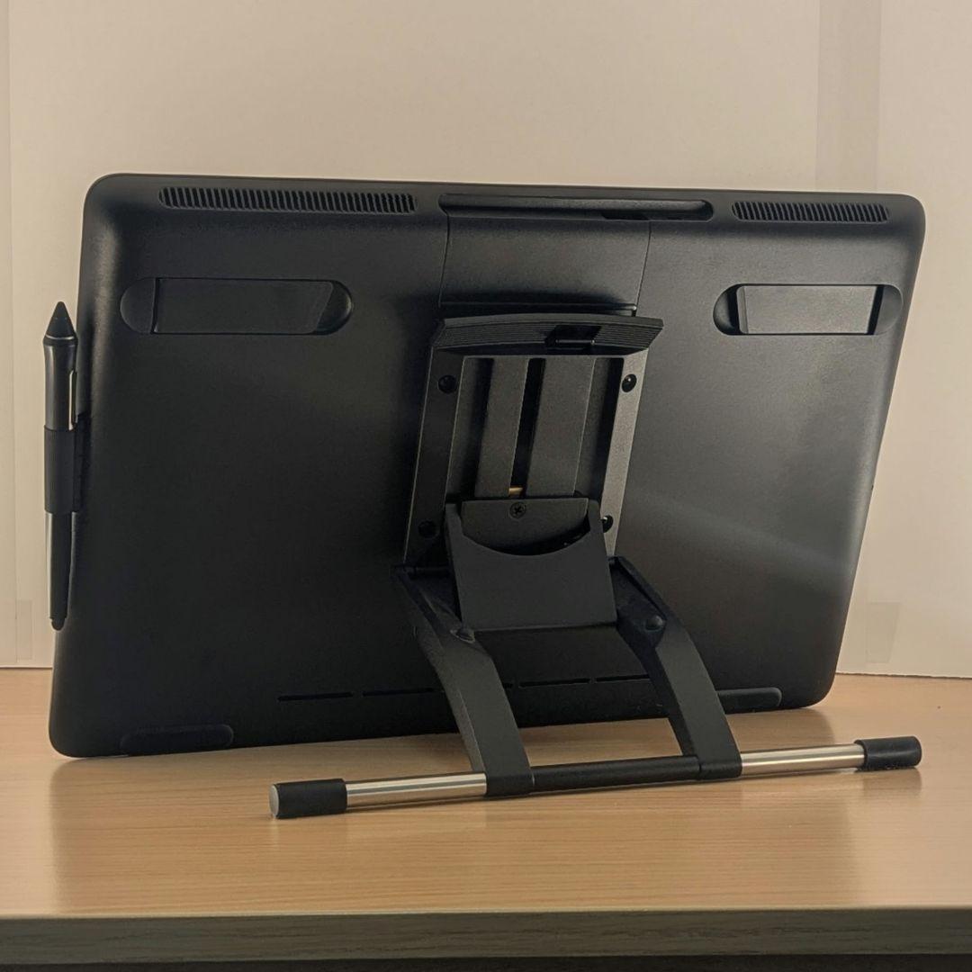 Wacom Cintiq 16 液タブ 専用スタンド付き 動作確認済 匿名配送