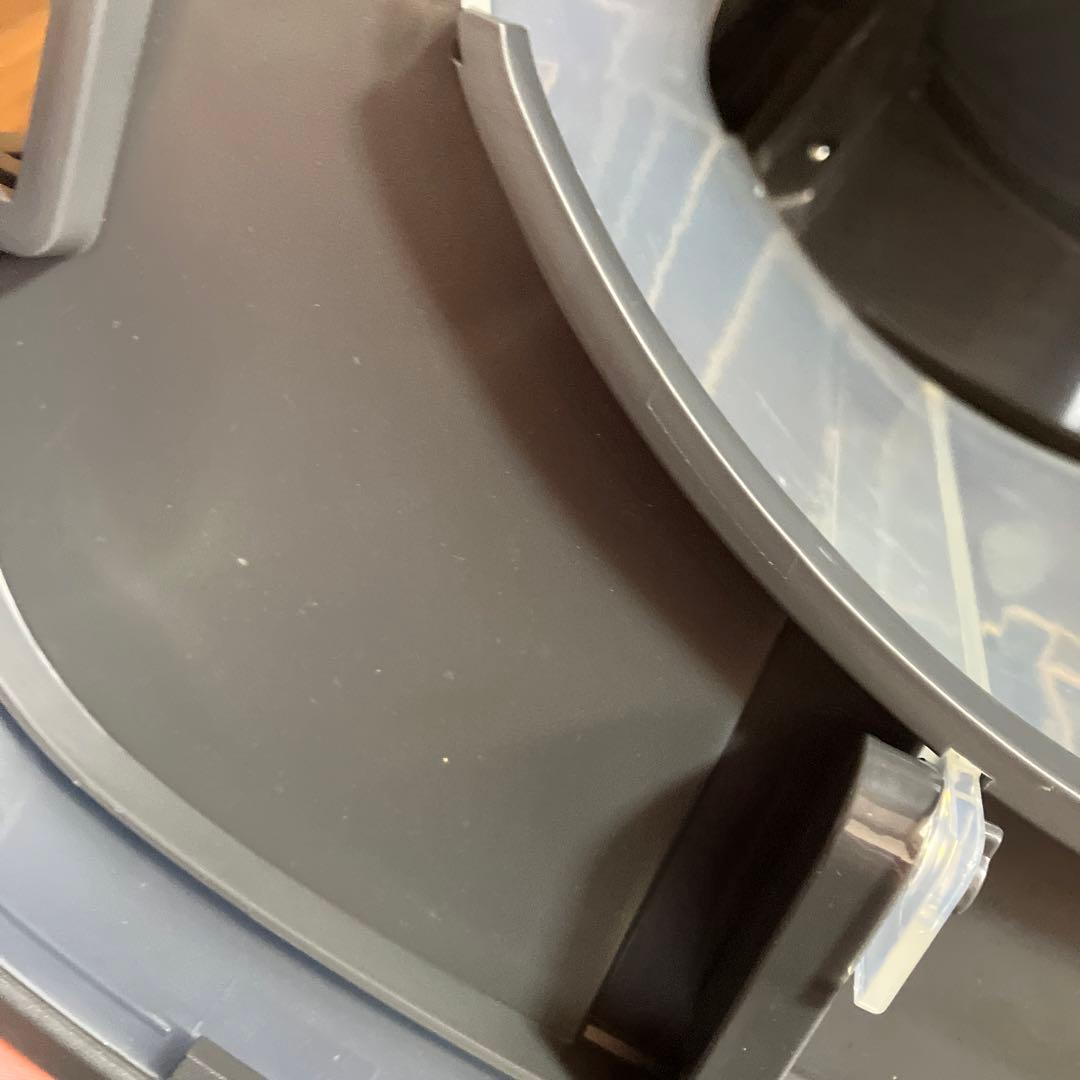 エレクトロラックス 2022年製　空気清浄機付き除湿機 EDH12TRBD3