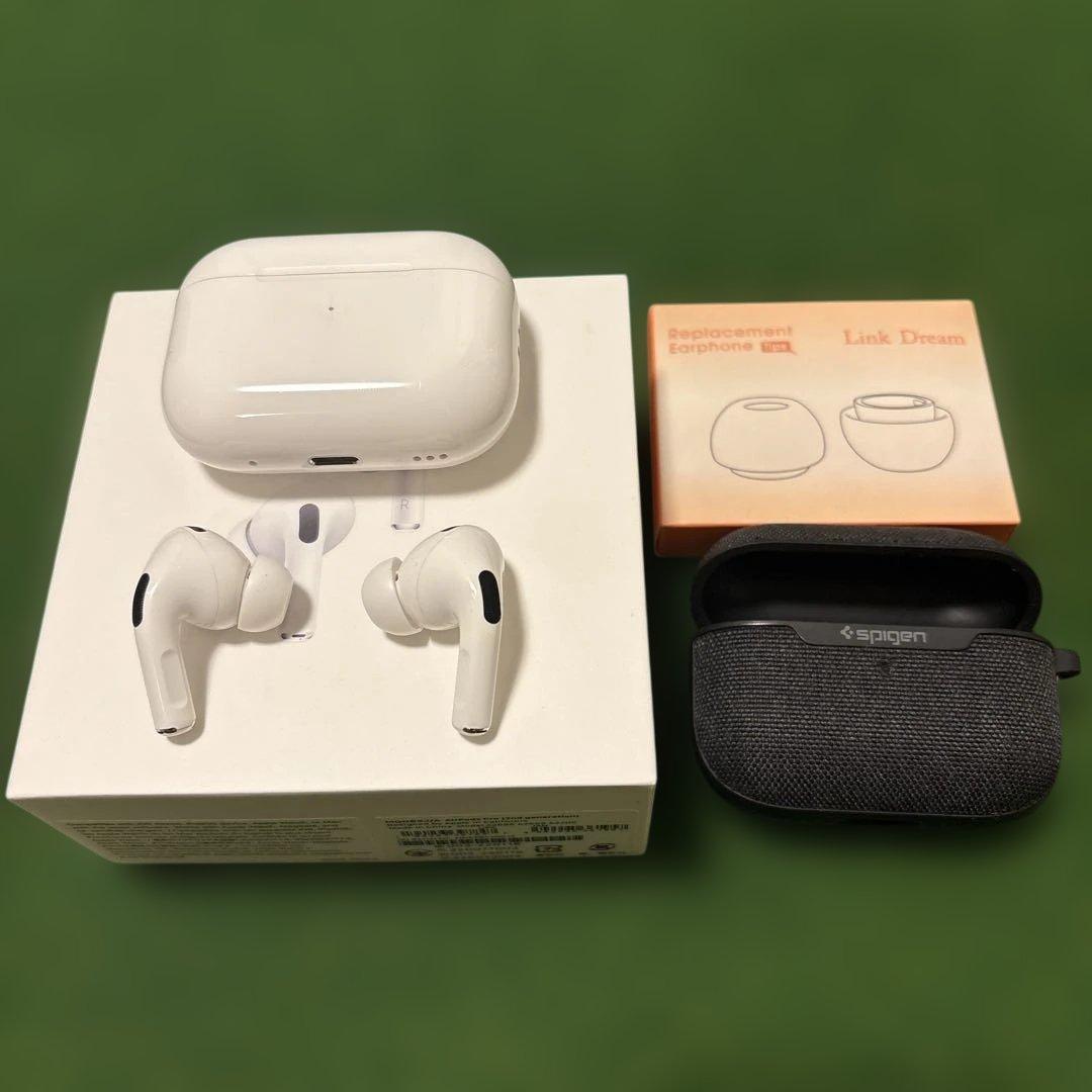 【美品】AirPods Pro 第2世代 A2698 spigenケース付き