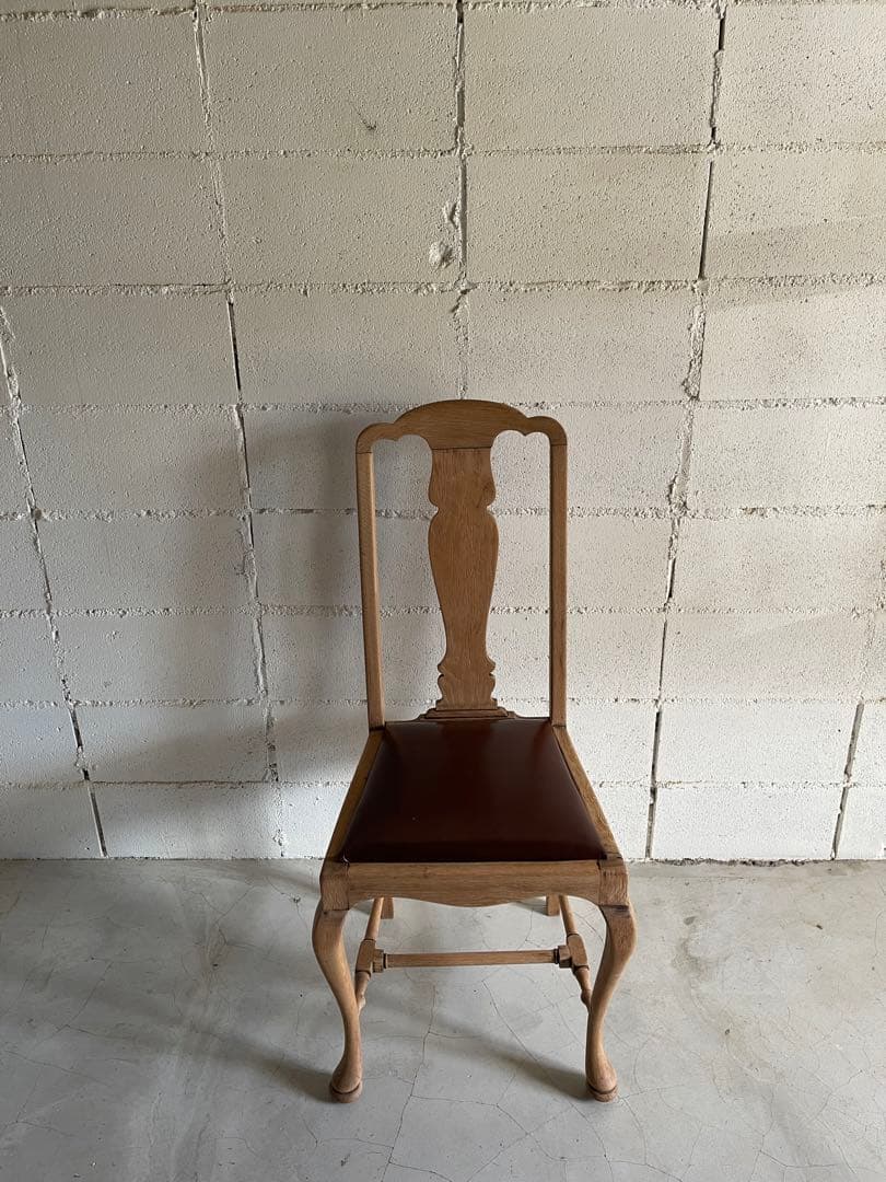 英国アンティーク　クイーンアンチェア　本革　猫脚　ダイニングチェア