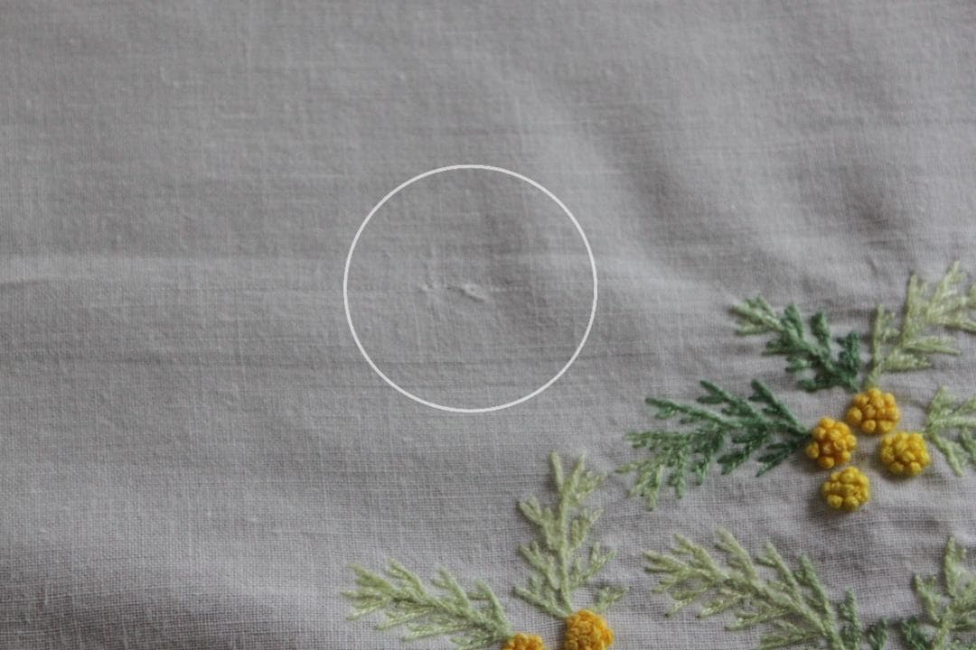 ミモザのテーブルクロス