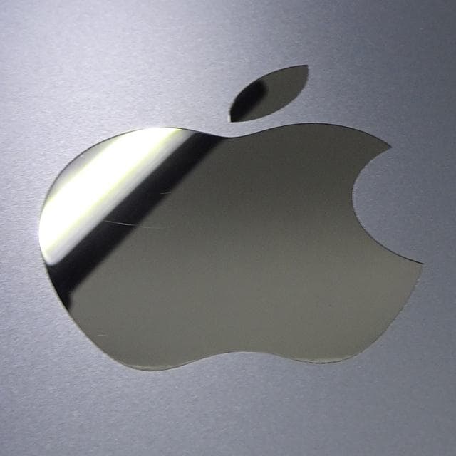 【美品】MacBook Air 2022_M2/8GB/256GB_MDN