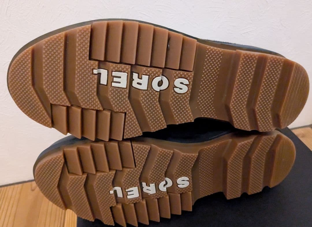 ソレル 防水 ムートンブーツ 極暖 天然皮革 防水 透湿 新品 22000円