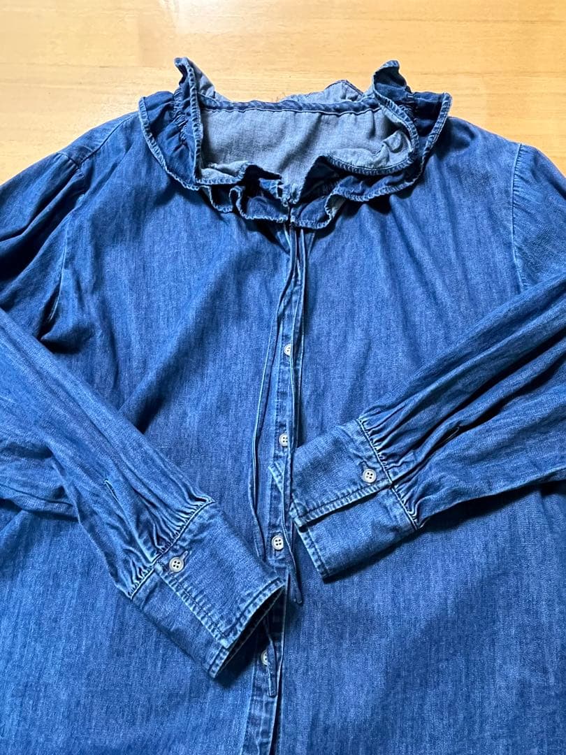 RM denim フリルギャザーデニムブラウス
