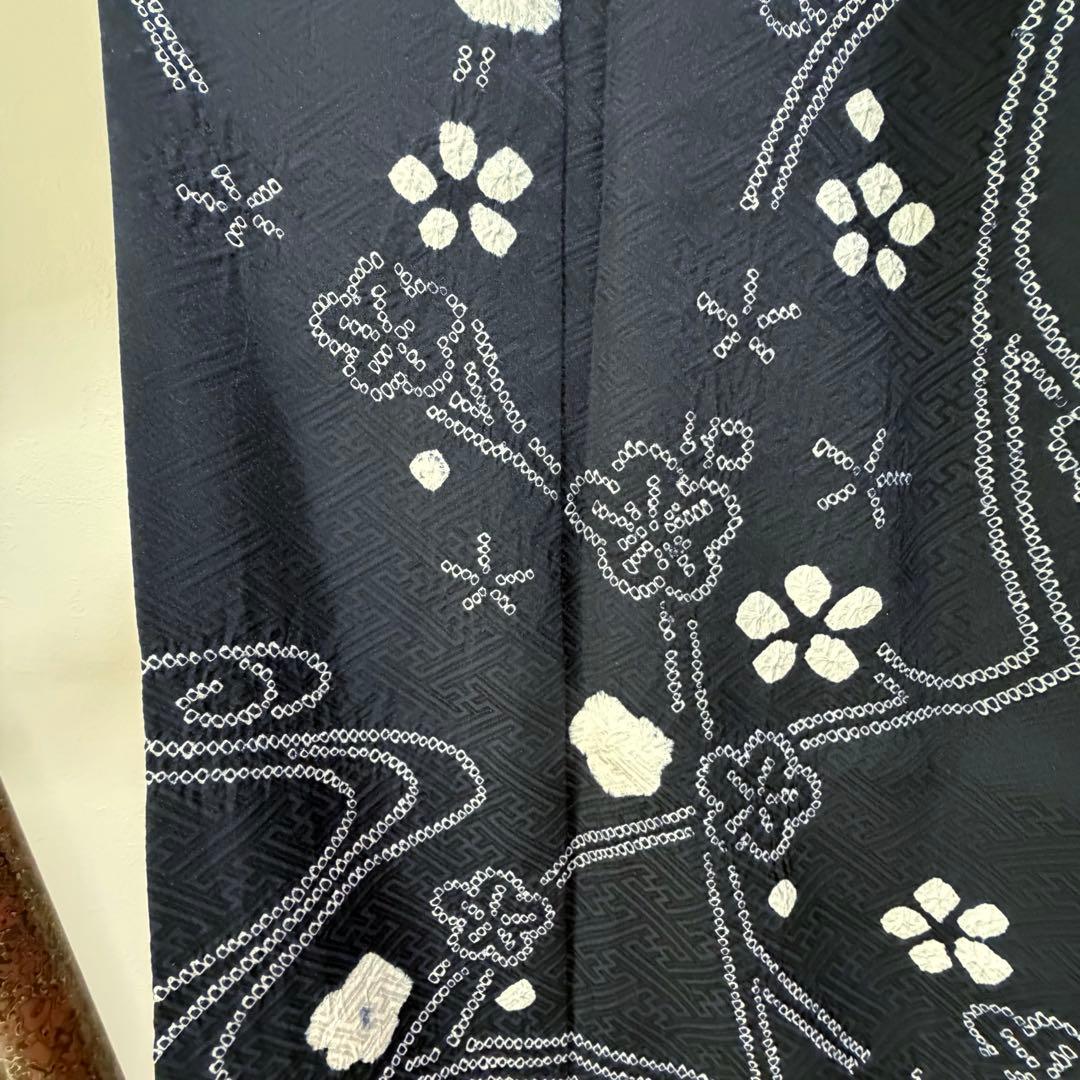 超美品　正絹　袷　現代　絞り　広襟　訪問着　着物　163　黒　シンプル　梅