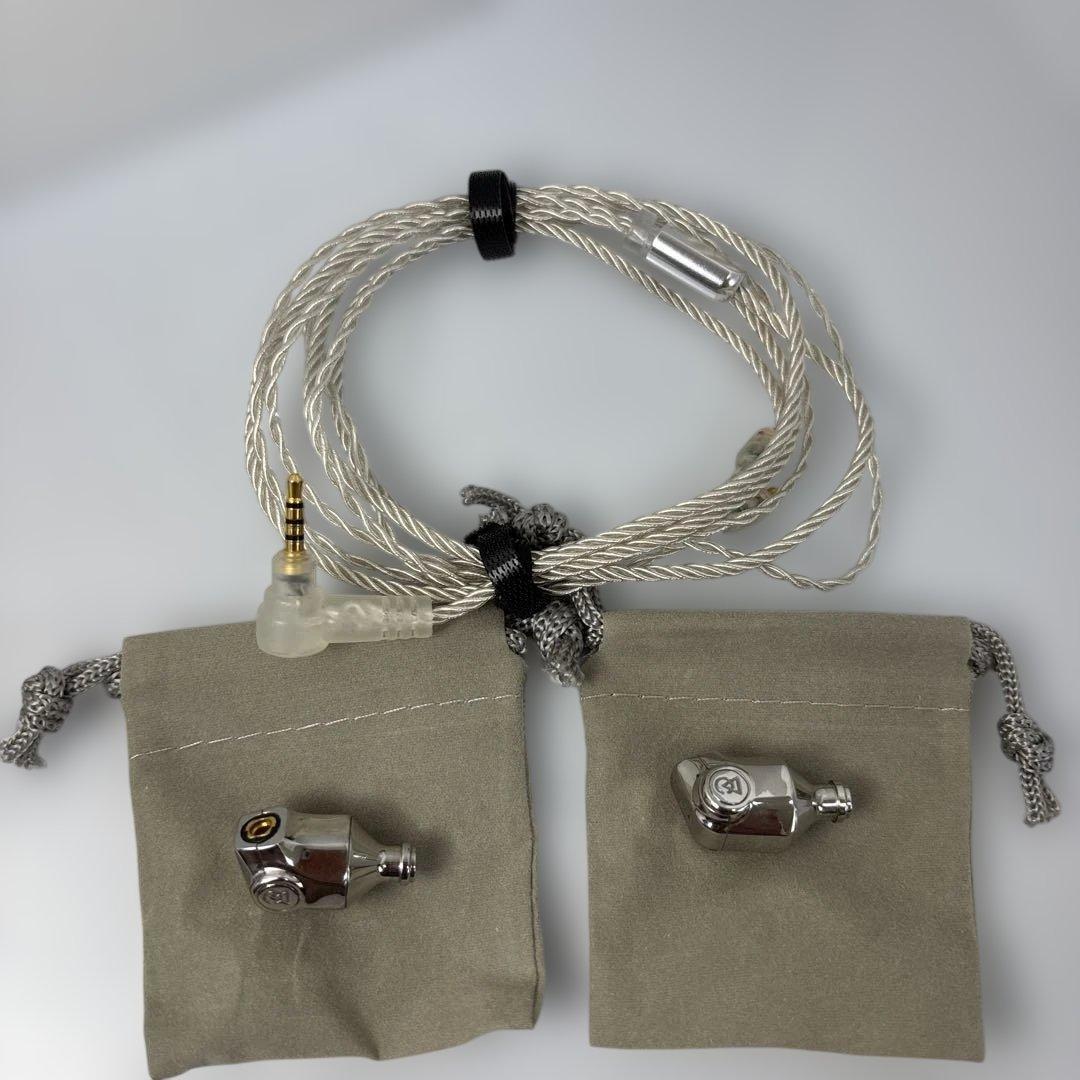 イヤホン CAMPFIRE AUDIO ATLAS