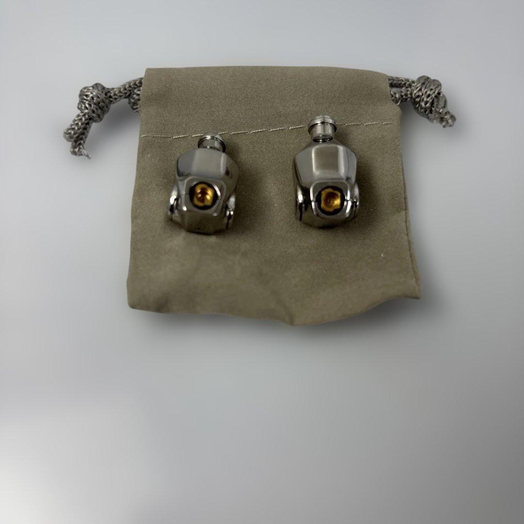 イヤホン CAMPFIRE AUDIO ATLAS