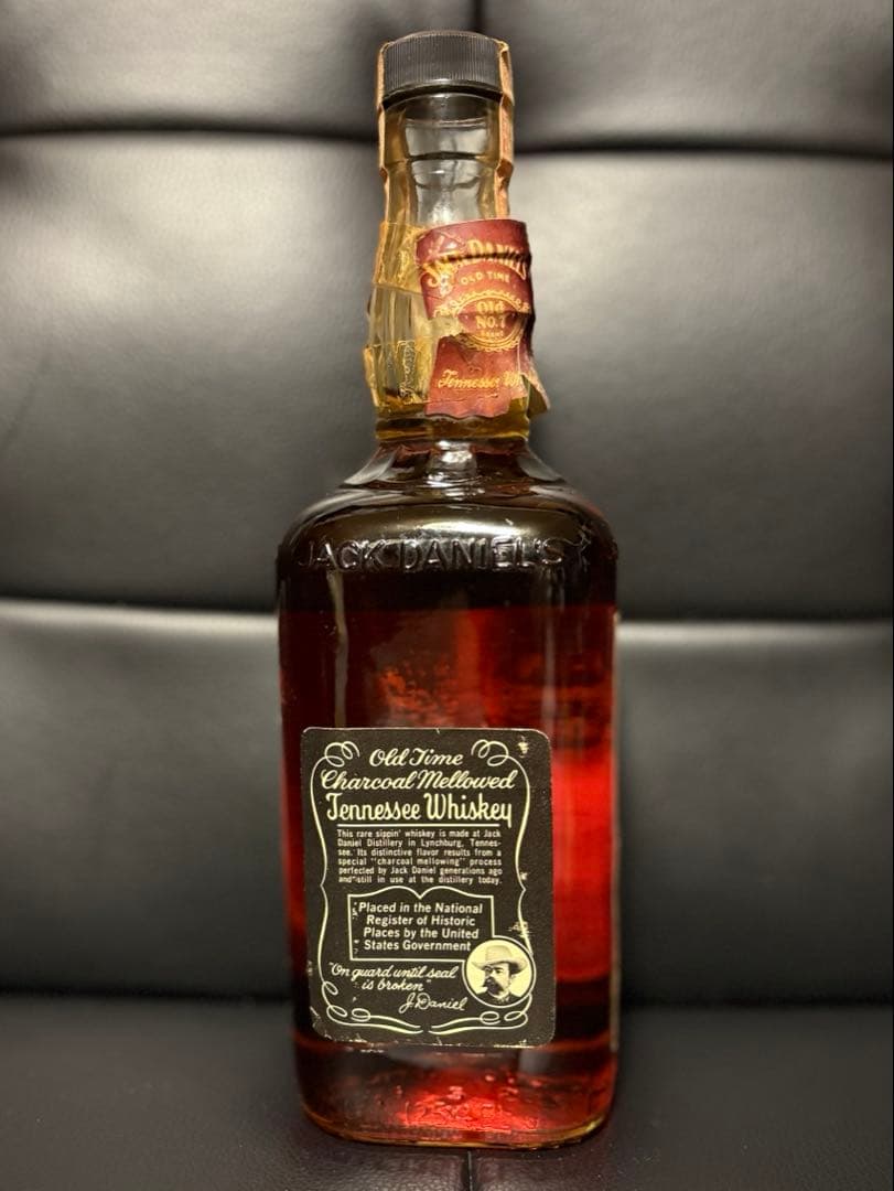 【特価】ジャックダニエル Old No.7 旧ラベル 古酒　4/5QUART