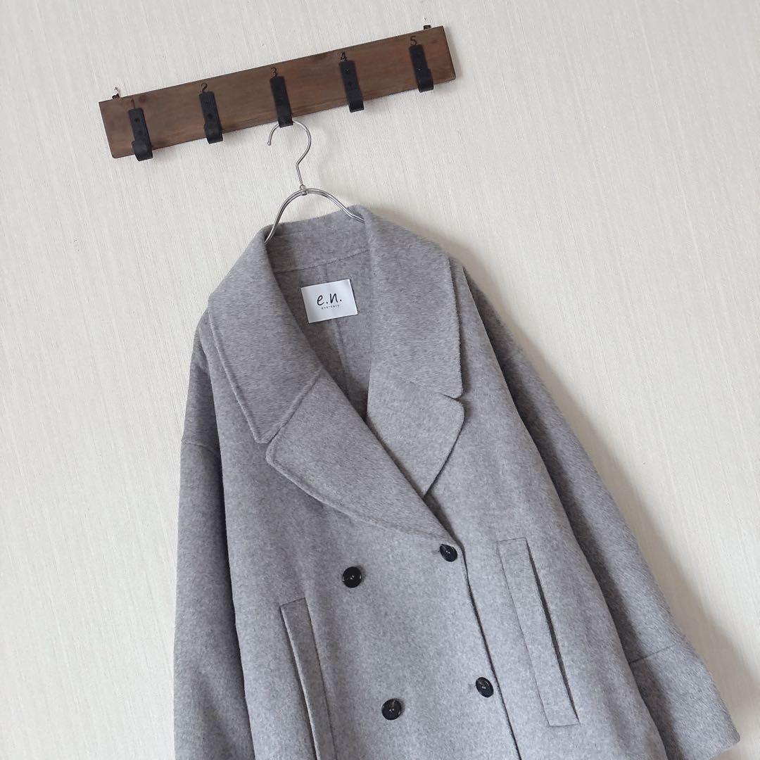 【美品✨️】エバーネイビー ウールリバーピーコート ライトグレー　アンドミー