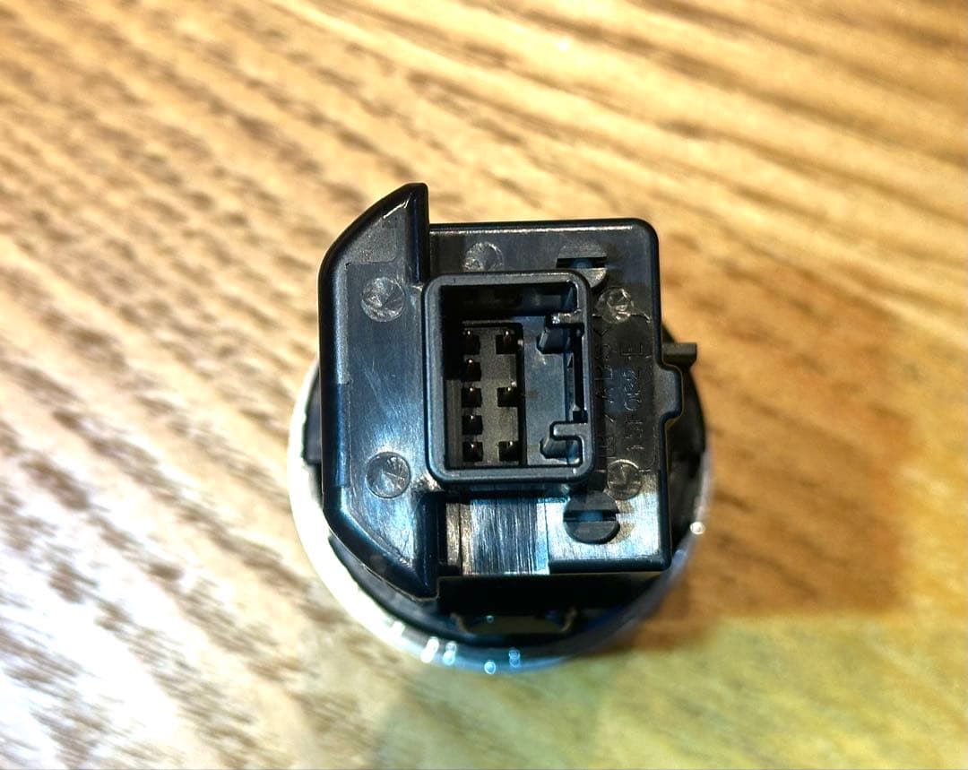 ★美品★ 純正 レクサス LC500h プッシュスタートスイッチ