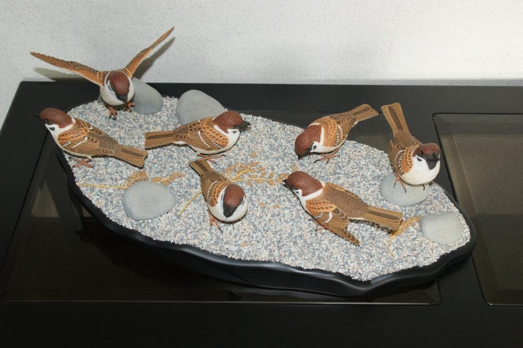 すずめ　  バードカービング　野鳥彫刻　木彫 美術品 　彫刻　インテリア　Ｎ1