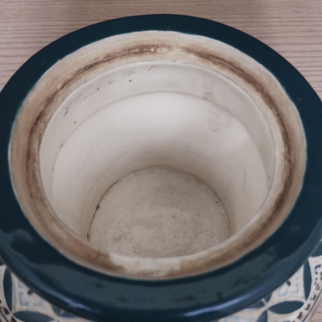 透かし彫りの香炉 青い獅子