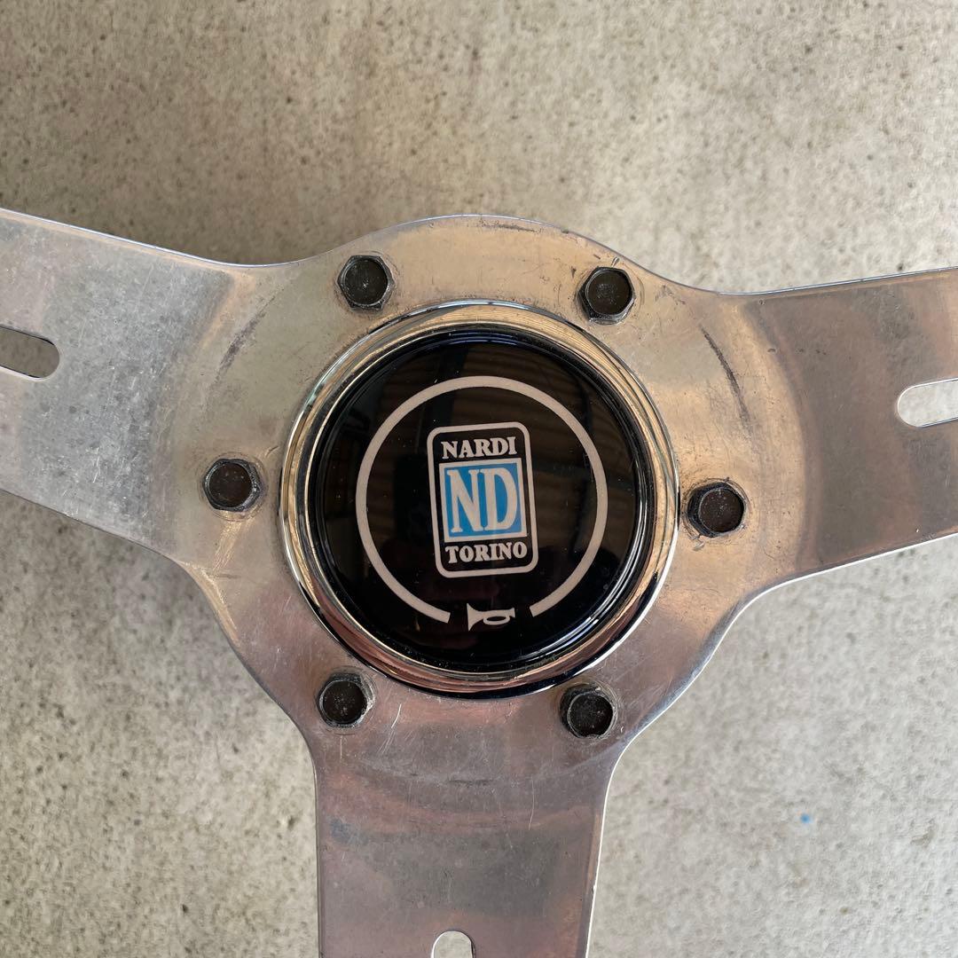 ナルディ　ウッドステアリング　直径約35.5cm ボス付き(品番OT-163)