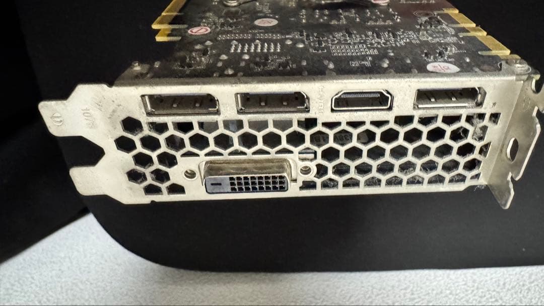 GeForce GTX1070Ti　グラフィックボード