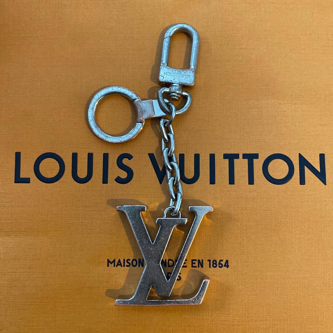 Louis Vuitton ポルトクレ イニシャル キーホルダー キーリング