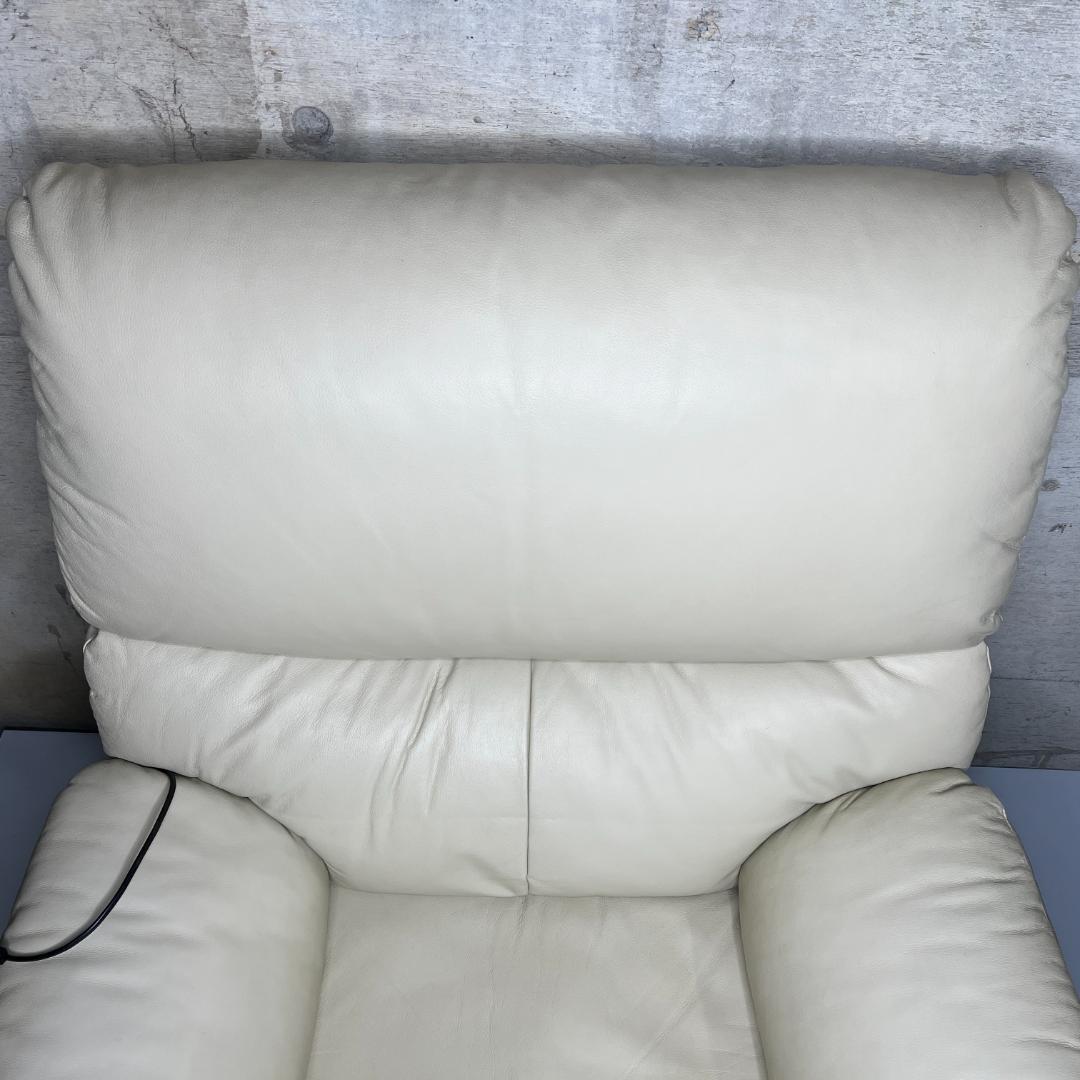 【動作◎】ニトリ 電動リクライニングソファ 1人がけ オゾン3 アイボリー 革