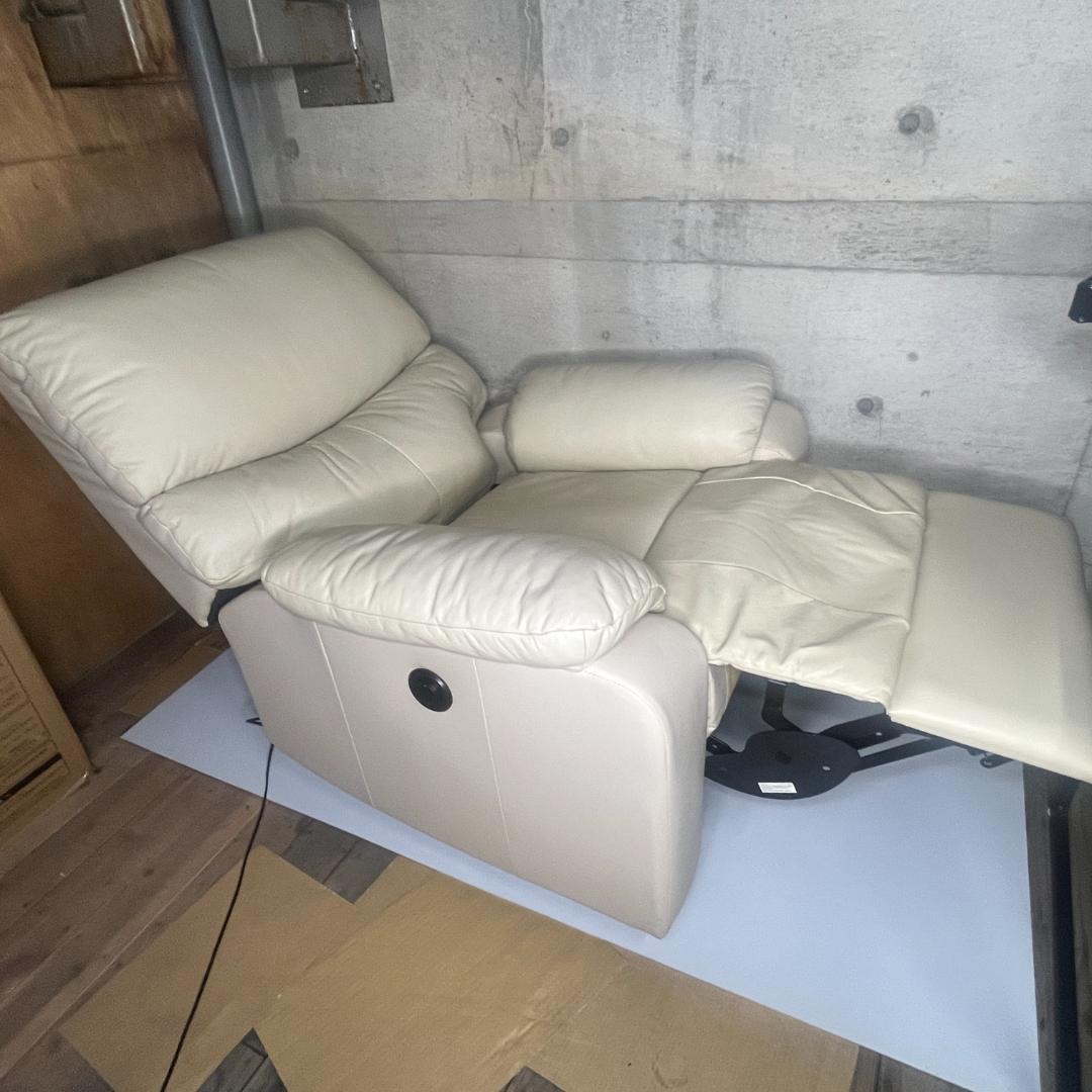 【動作◎】ニトリ 電動リクライニングソファ 1人がけ オゾン3 アイボリー 革
