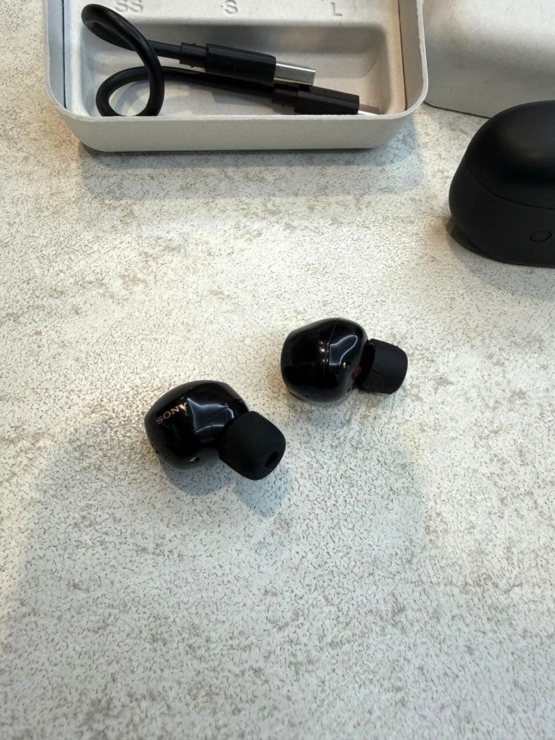美品‼️SONY WF-1000XM5 ブラック　本体+付属品