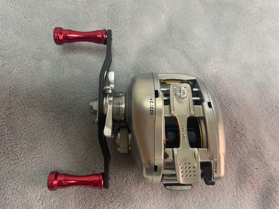 ☆ベイト6機出品☆メタニウムMG DC 右巻き カーボンハンドル