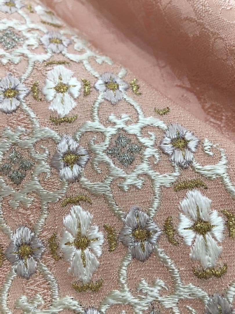 SALE‼️高級感溢れる【訪問着】手刺繍　地紋　正絹　逸品　　裄長め