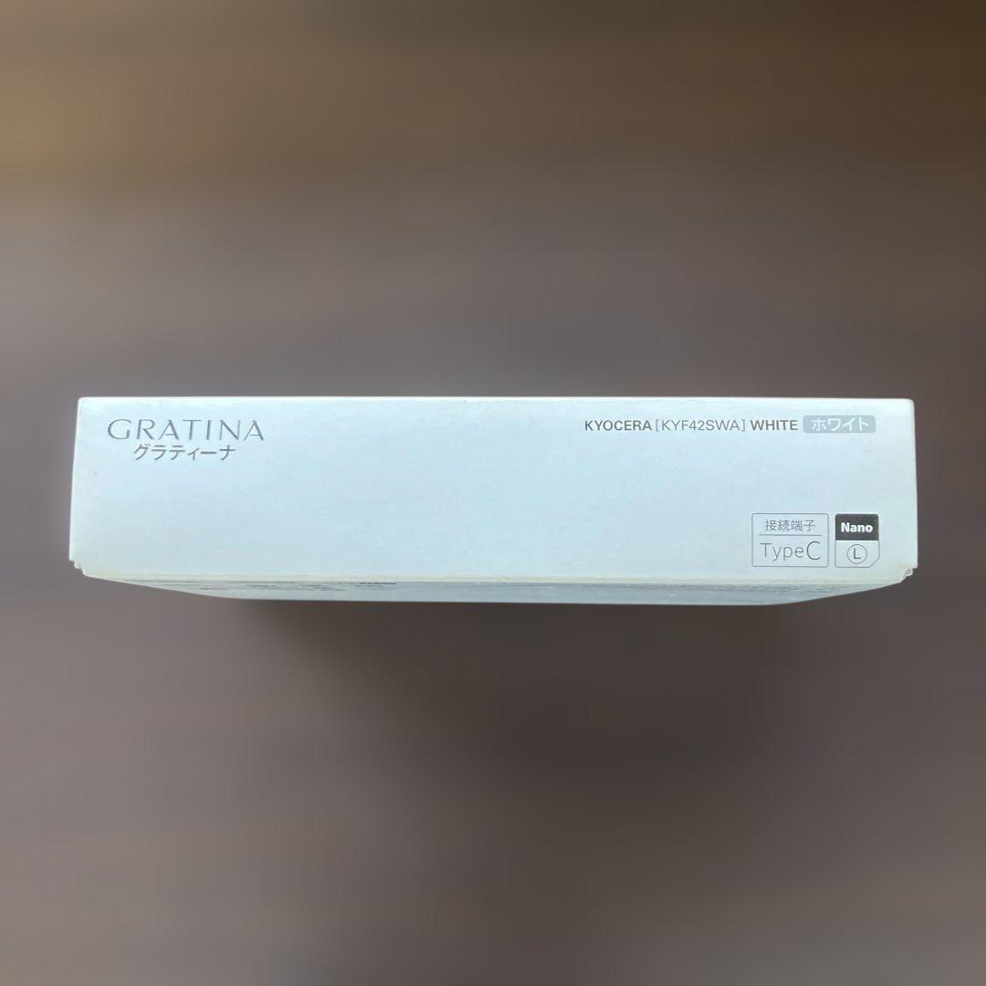 【SIMロック解除済】au GRATINA KYF42(箱・取説付)ホワイト