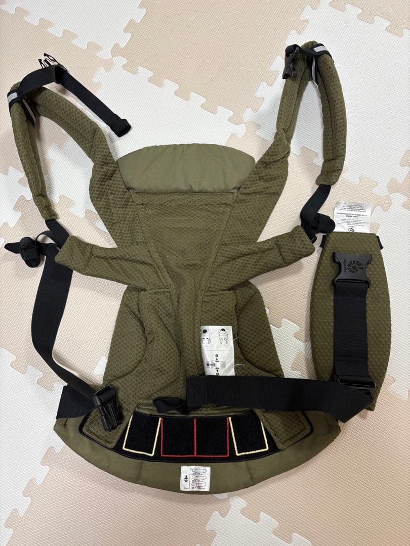 エルゴベビー オムニ ブリーズ（オリーブグリーン）