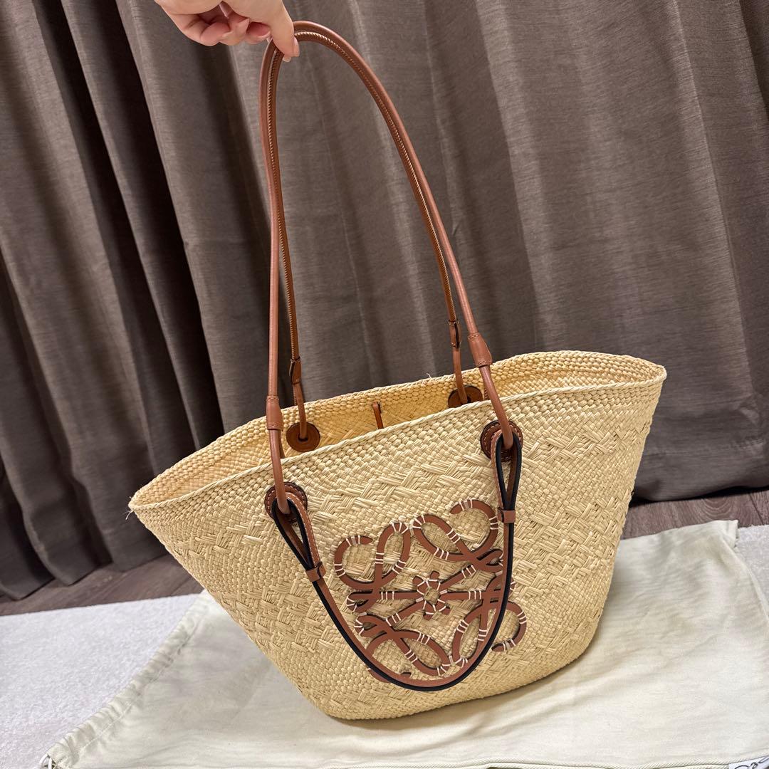 LOEWE アナグラムバスケットバッグ M、付属品▶︎保存袋