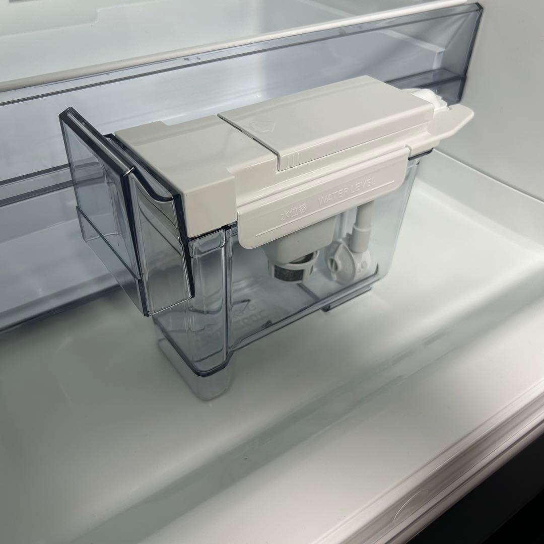 都内23区送料無料❗️ TOSHIBA GR-U33SC (KZ) 3ドア冷蔵庫✨