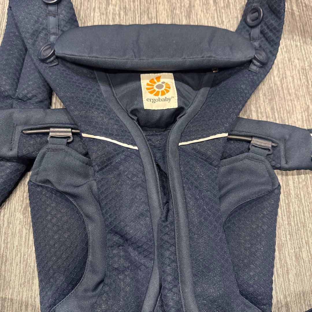 【美品】エルゴベビー オムニブリーズ 抱っこ紐 ミッドナイトブルー2024年製