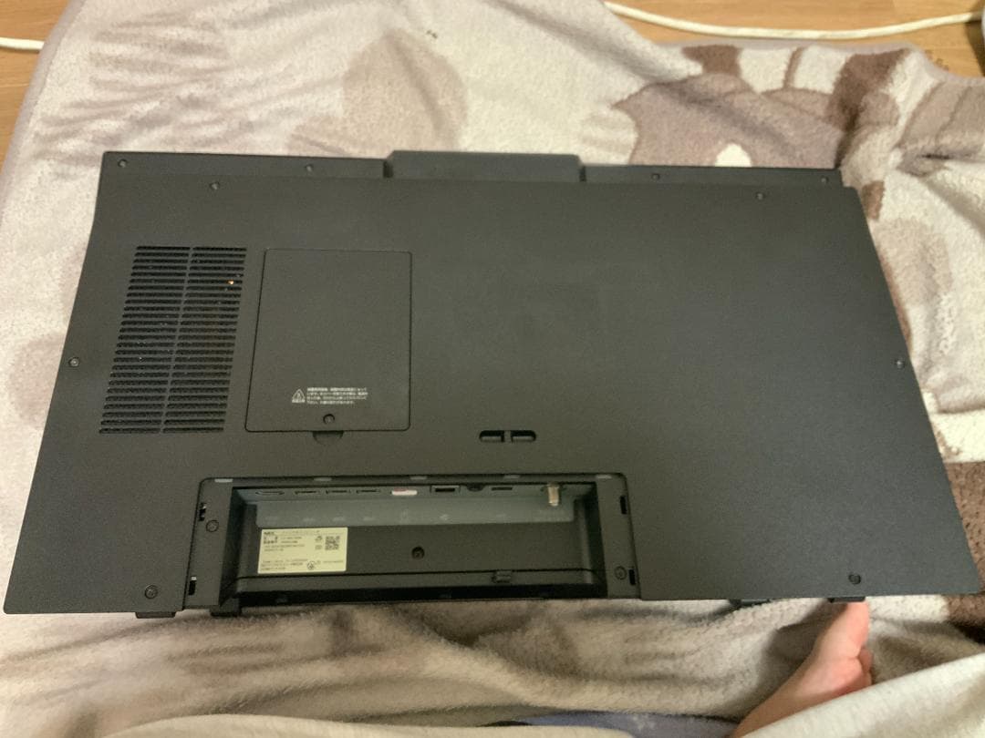 液晶不良ジャンクi7-10510U PC-HA970RAB/メモリ無/HDD無