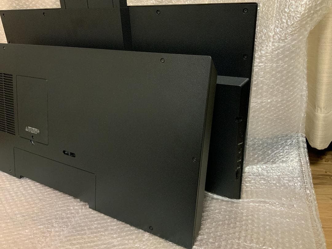 液晶不良ジャンクi7-10510U PC-HA970RAB/メモリ無/HDD無