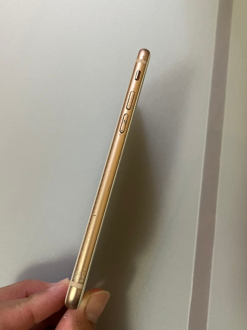 Apple iPhone 8 64GB ゴールド SIMロック解除済み