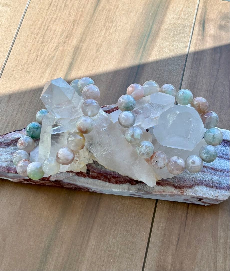 マニカラン水晶　クラスター　天然石　置物