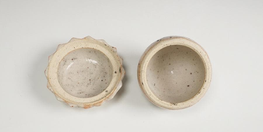 表千家不白流 七世宗順為 七回忌 志野宝珠香合 八世 川上宗順 書付