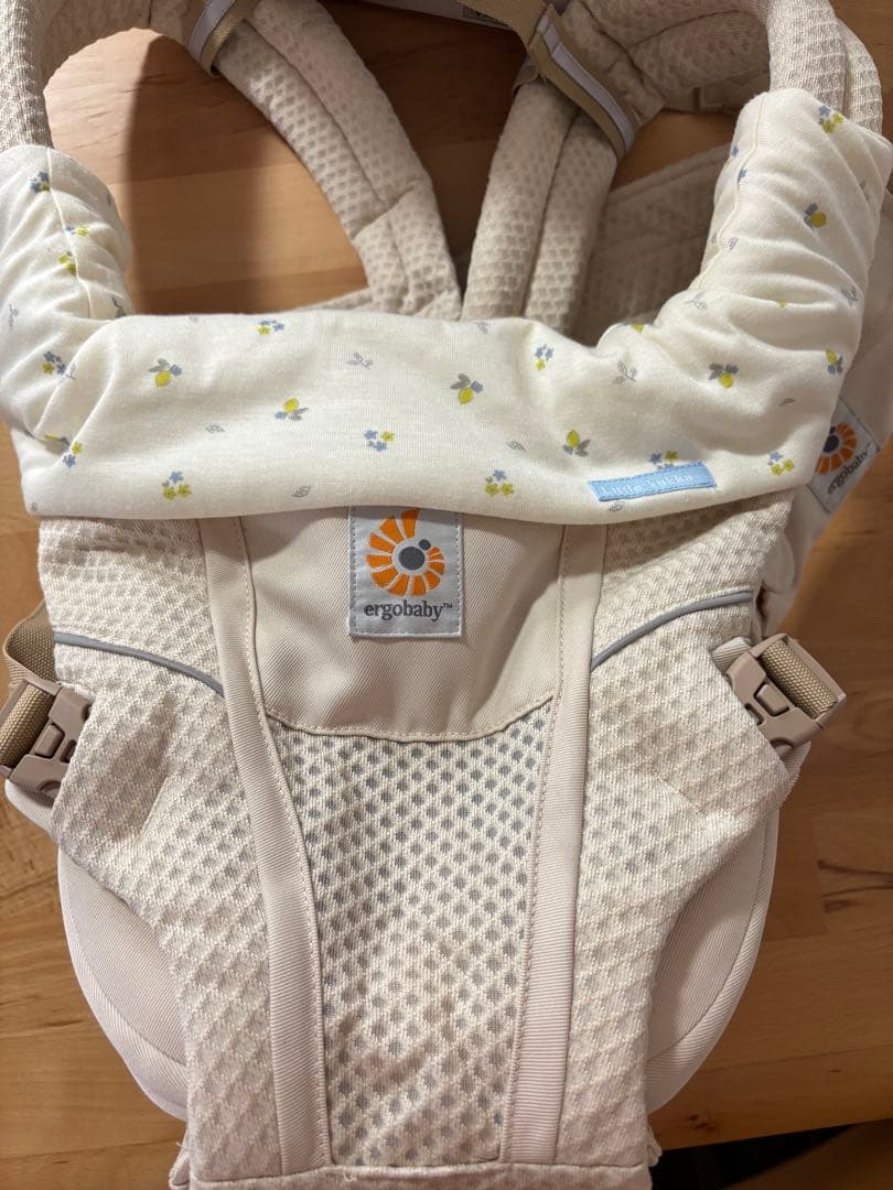 【美品】箱ありErgobaby Alta ヒップシート抱っこ紐 プレゼントあり