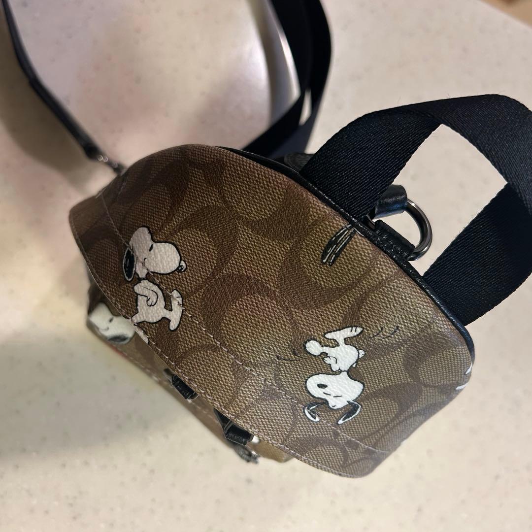 COACH × PEANUTS コーチ スヌーピー コラボ ボディバッグ