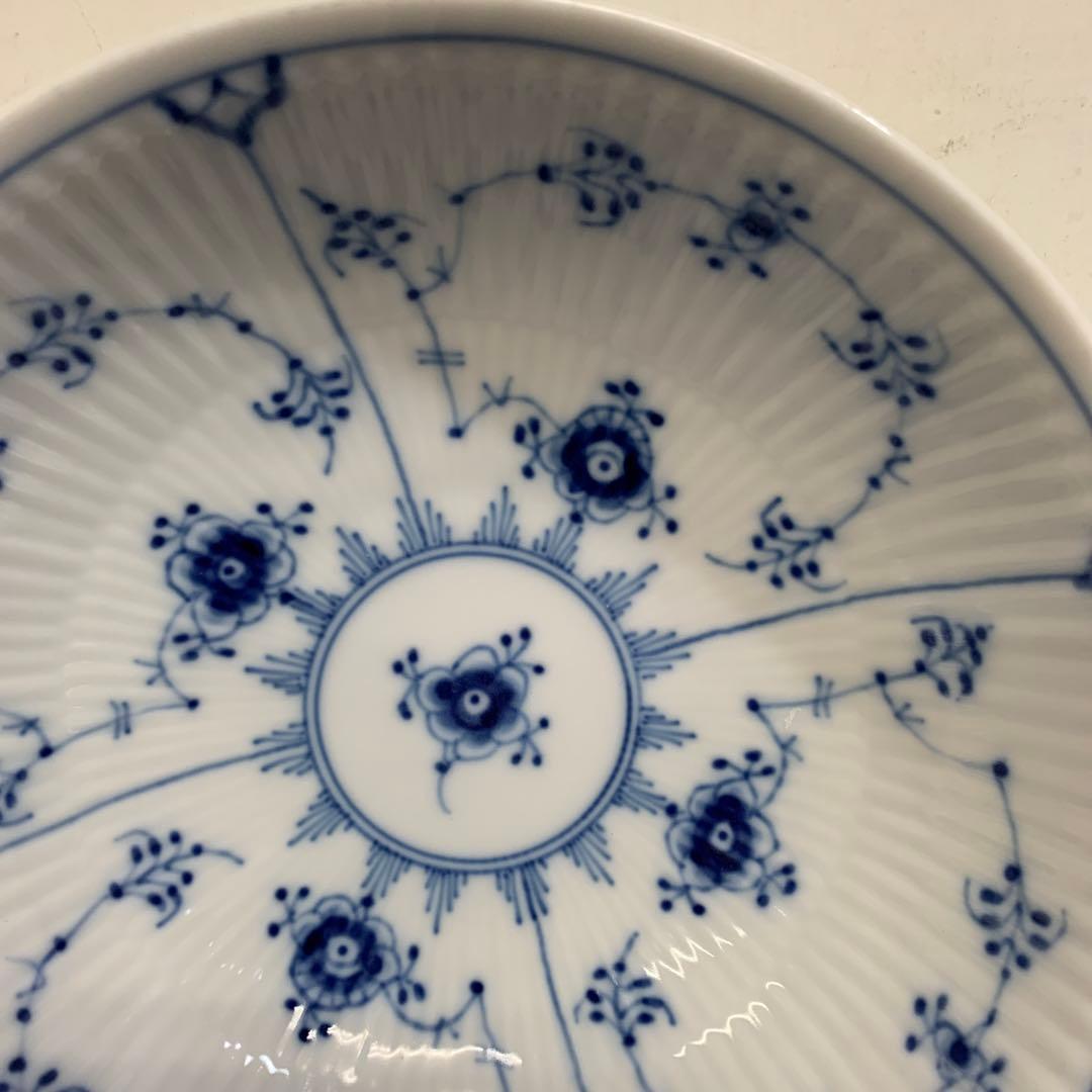 7 ロイヤルコペンハーゲン ブルーフルーテッドプレイン ボウル　15.5センチ