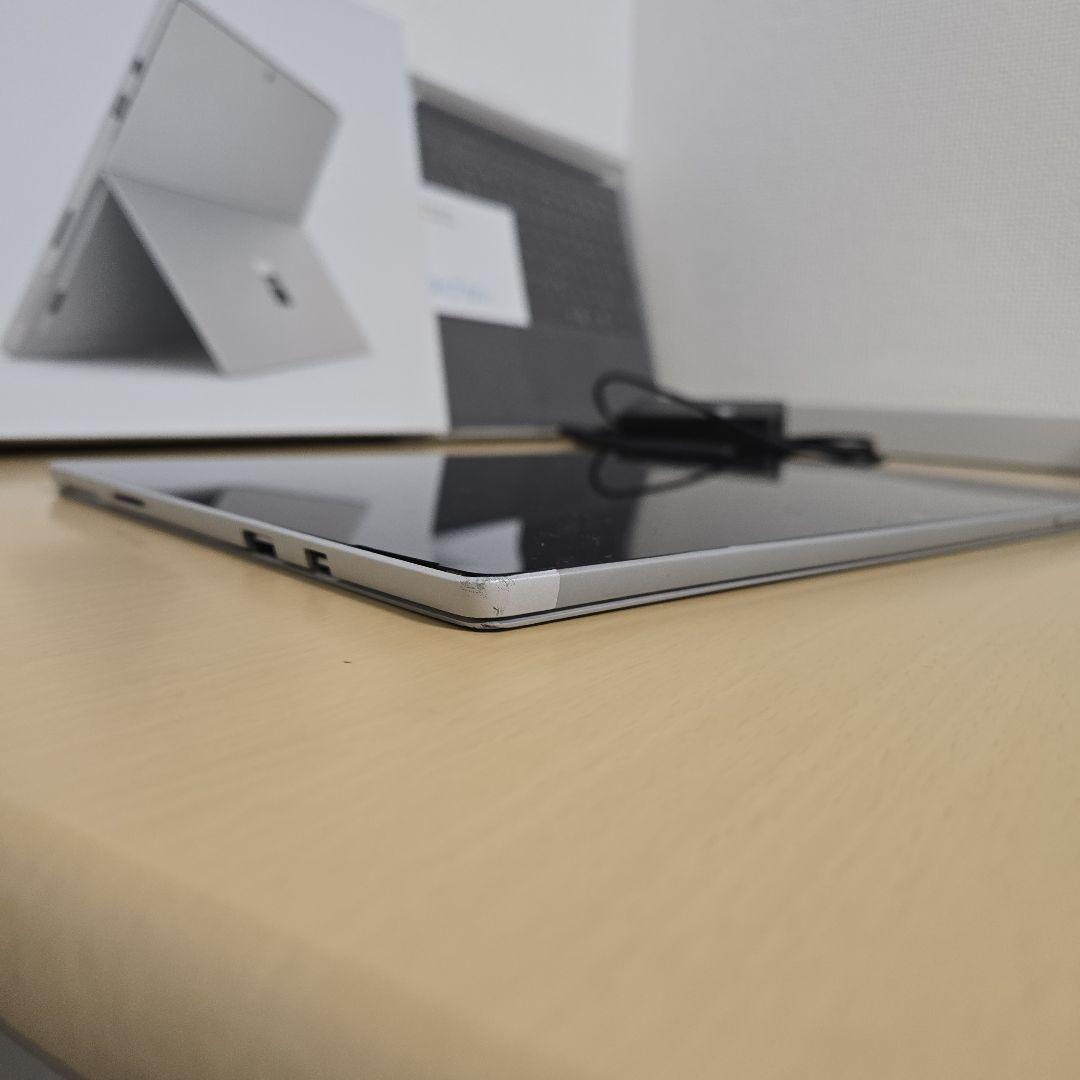 Surface Pro 6 i5 / 8GB / 128GB（値下げ交渉可）