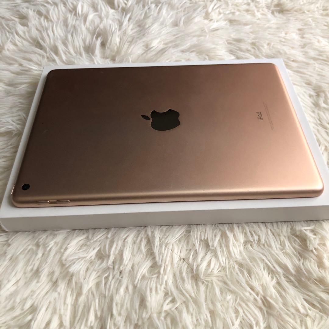 【人気商品】iPad 第6世代 128GB 【すぐ発送】