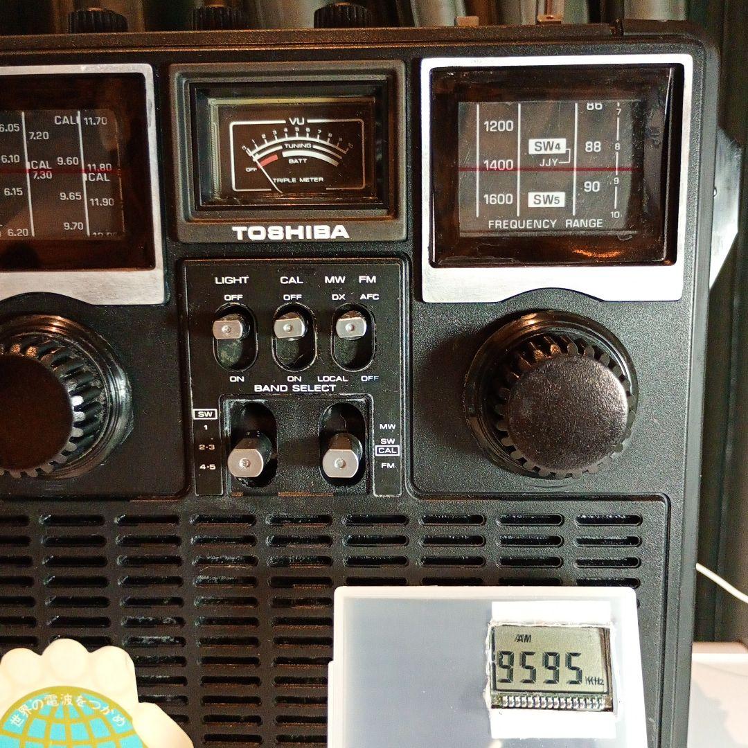 東芝　BCLラジオ　RP-775F　動作品　一部難あり。電源コード付き