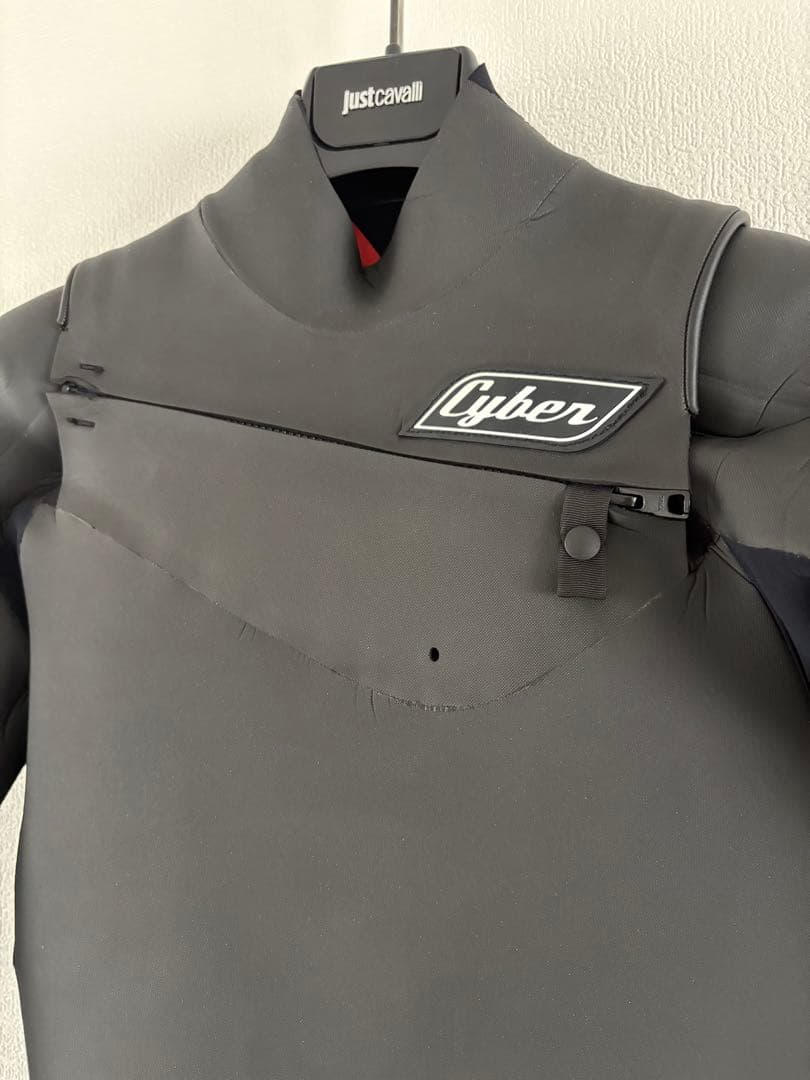 美品⭐︎ラブサーフ限定⭐︎Cyber ウェットフルスーツ