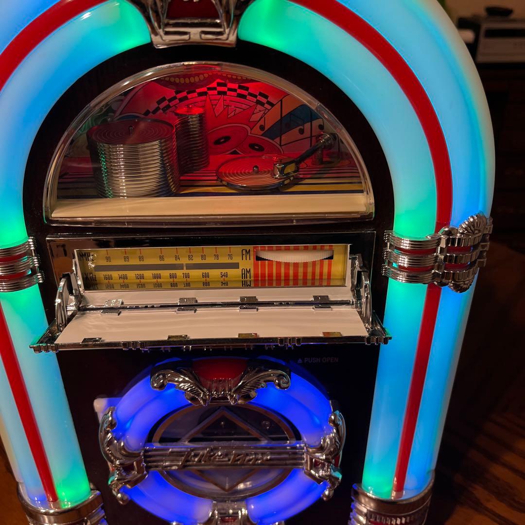レトロジュークボックスラジオ付き CDプレーヤー （ジャンク）